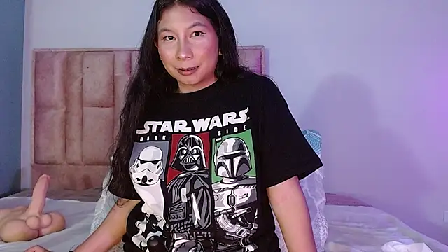 zoewilliams2 online show from August 2, 3:31 am