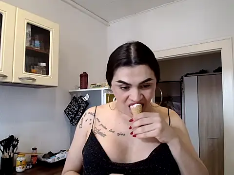Dulce hot 23  online show from May 10, 3:03 pm