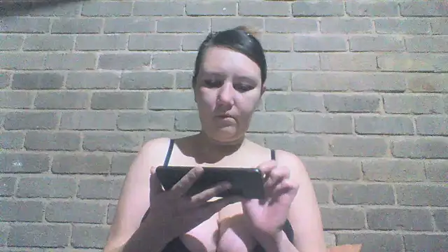 EksJouneMwah online show from July 4, 12:56 pm