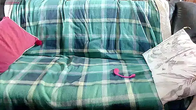 LauraMonolo online show from April 1, 6:14 am