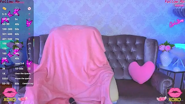 KitnissKiss online show from March 12, 8:44 pm