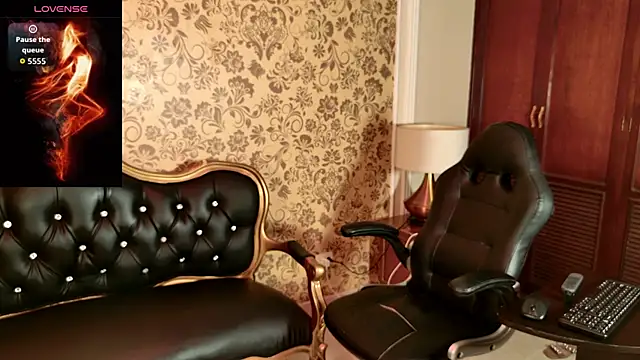 NatazhaQueen online show from April 8, 4:25 am