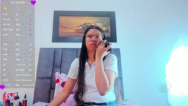 Vahiolet smith online show from April 1, 3:18 am