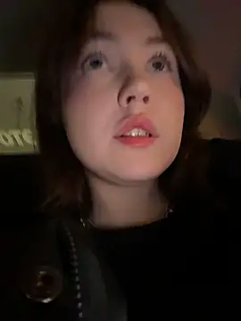 Peachy Dream online show from February 11, 7:04 pm