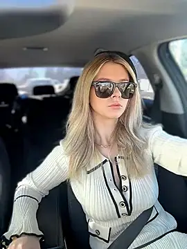 Love Bri online show from March 13, 9:54 am