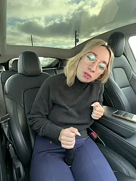 Giuliana baby online show from April 4, 7:18 am