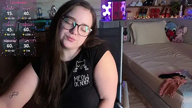 Kimberly-Caprice online show from March 8, 7:12 am