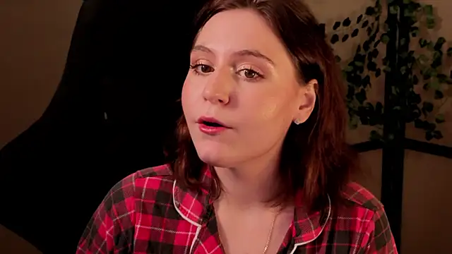 Diana Flower online show from March 12, 12:30 pm