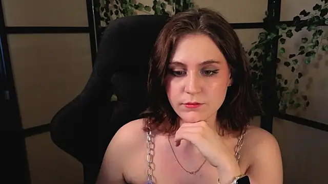 Diana Flower online show from April 18, 1:13 pm