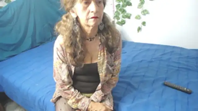 DominaLeona online show from October 19, 9:17 pm