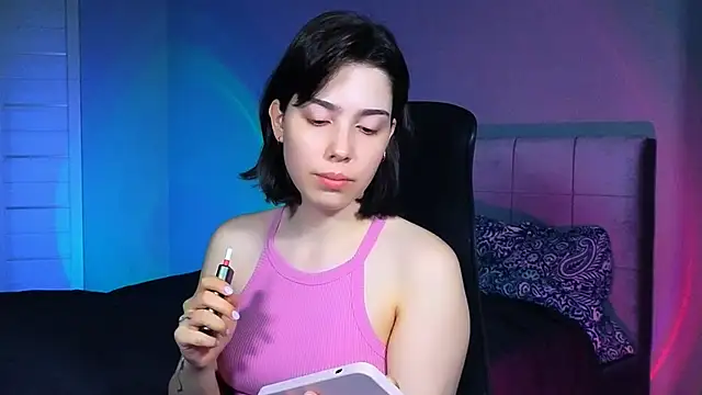 Stacy Gonzales  online show from April 12, 8:39 am