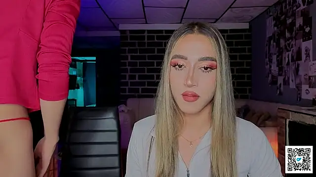 Goddivaa online show from April 18, 11:26 pm