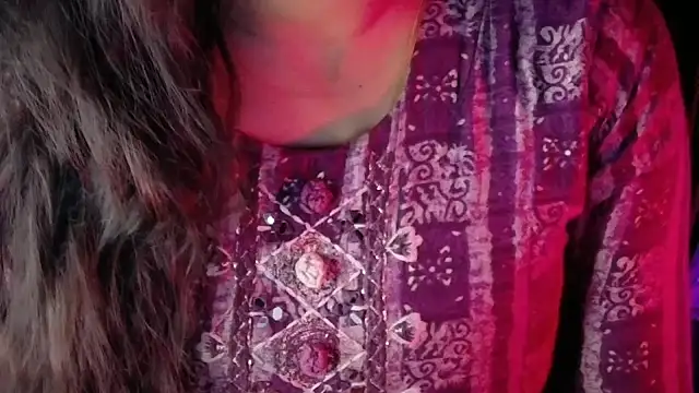 SexyAndHottie online show from March 6, 6:36 pm