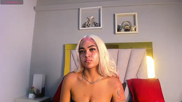 vahiolet fuentes online show from May 6, 3:10 am