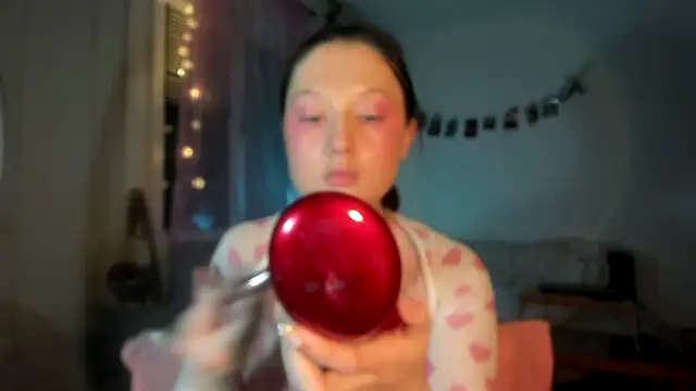 Jenny darling love online show from April 17, 6:10 pm