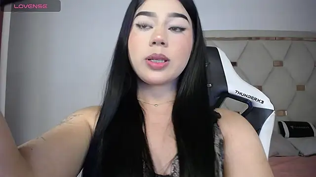Ashley piinkk  online show from July 10, 4:02 am