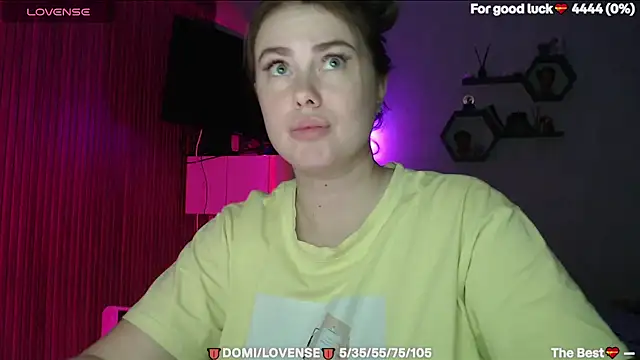 SuchCute online show from April 4, 1:54 pm