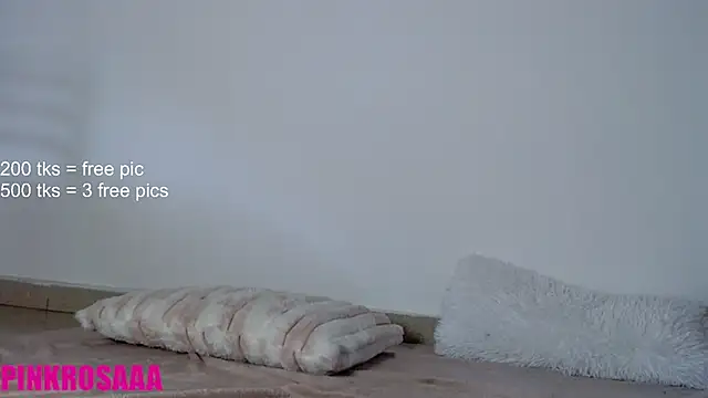 pinkrosaaa online show from March 18, 10:09 am