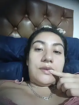 Hellen Alex online show from March 31, 4:07 pm