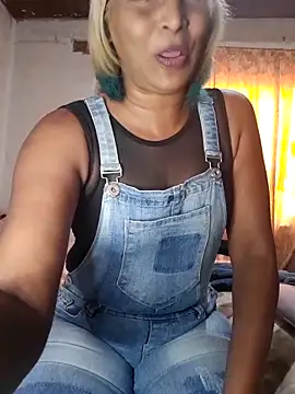 Goodgirlsue 77 online show from April 5, 12:37 pm