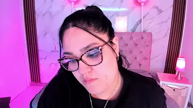 Camiila Osorio online show from March 20, 8:14 pm