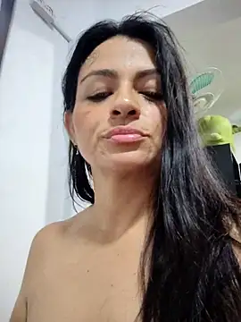 Linda Lars online show from March 24, 3:56 am