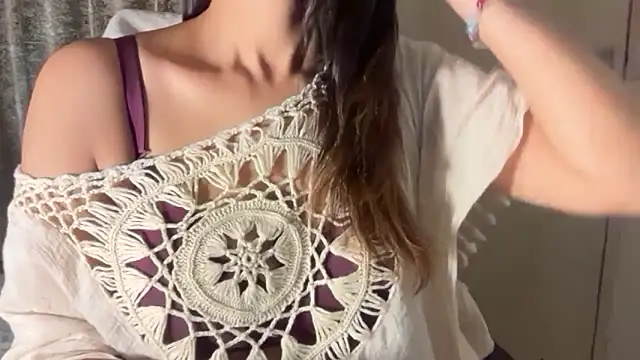 Cupid of Hearts online show from March 13, 4:03 am