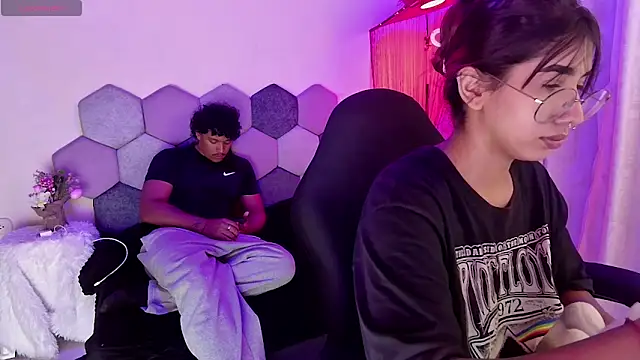 Horny tgn online show from April 12, 6:33 pm