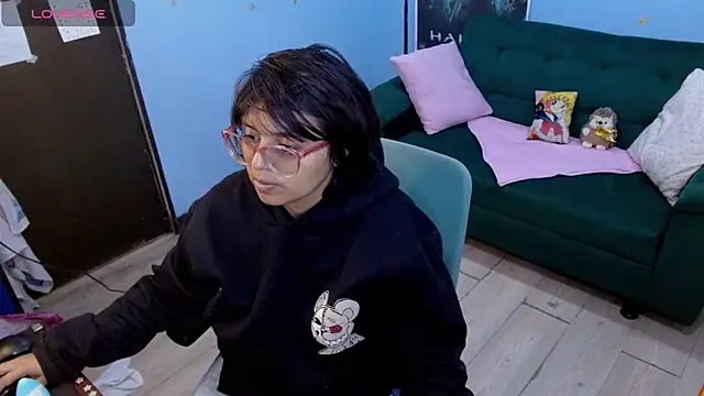X CHERRY XX online show from June 14, 4:07 pm