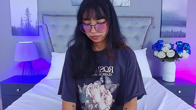 Yommi Winx online show from September 9, 10:31 pm