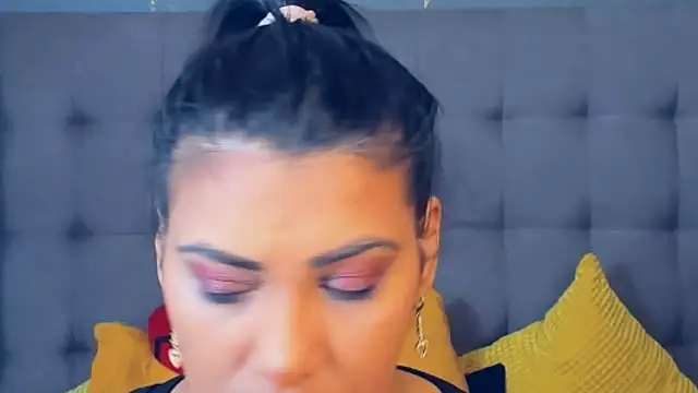 AmyCubes online show from May 28, 6:00 am
