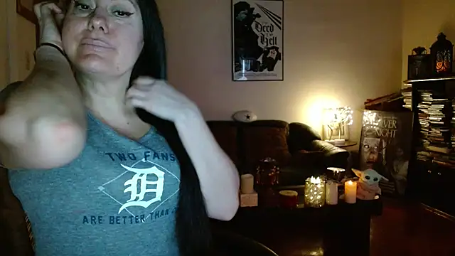 mandaloriangirls online show from March 9, 10:13 pm