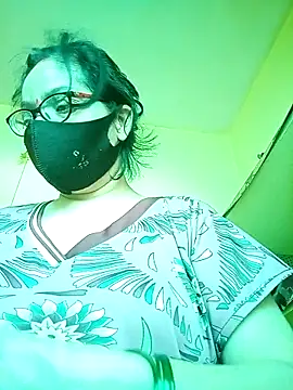 heenage online show from April 11, 5:46 am