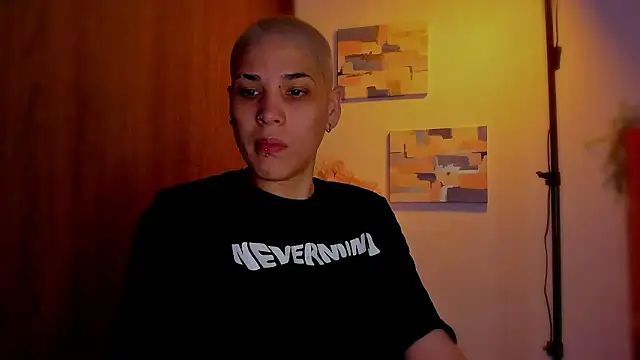 Charlee pink online show from March 12, 3:31 am