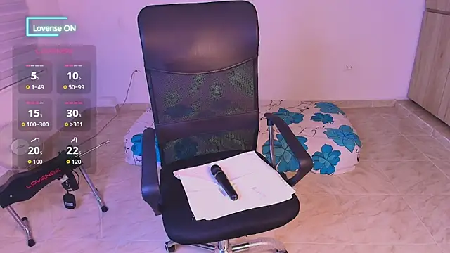 irantzu hank online show from March 6, 12:06 am