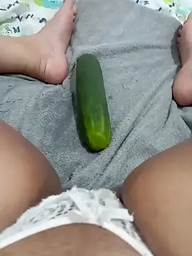 ambarlennoix online show from December 4, 6:26 am