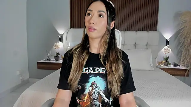 Emma23   online show from July 19, 6:48 am