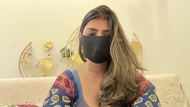 MaYaa  11 online show from June 6, 6:52 am