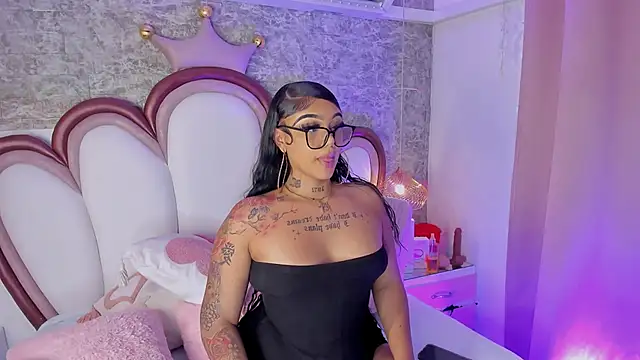 Mia Jansen online show from April 15, 1:33 pm