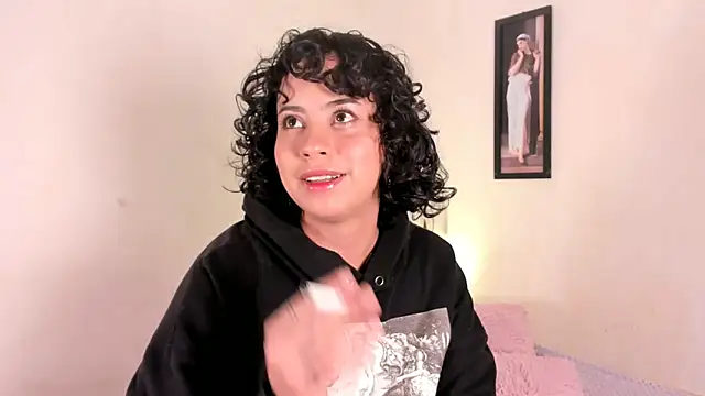 adriannyp 1 online show from March 18, 1:49 pm