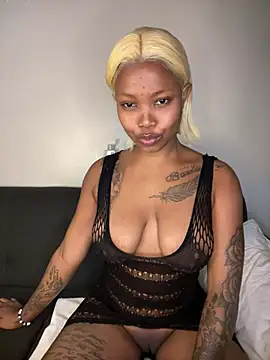 InkLady444 online show from April 2, 2:31 am