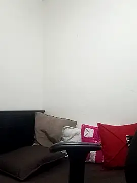 Madisonpalacio online show from March 30, 5:45 pm