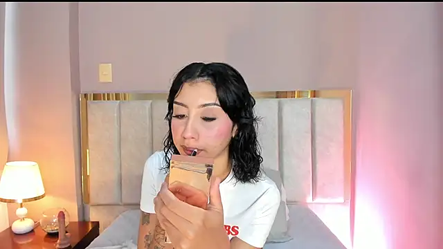 MelissaFoxx online show from April 17, 12:29 pm