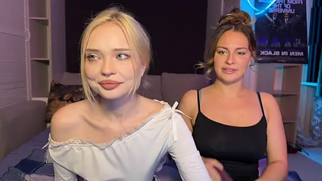 dollfromvenus online show from July 21, 9:37 pm