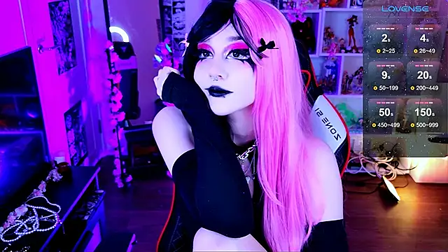 Aki  Ra online show from March 15, 9:28 pm