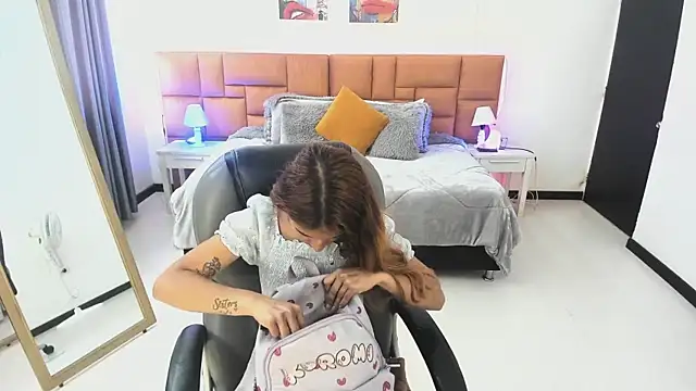 Tamy edwards online show from March 21, 7:52 pm