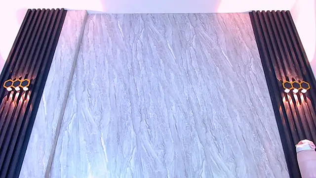 Molly Spears online show from December 15, 8:14 pm