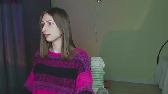 OaklynDobson online show from October 3, 3:39 pm