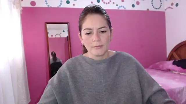 Hanny 24 online show from April 30, 11:15 am