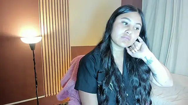 Little Ivy online show from March 20, 8:03 pm